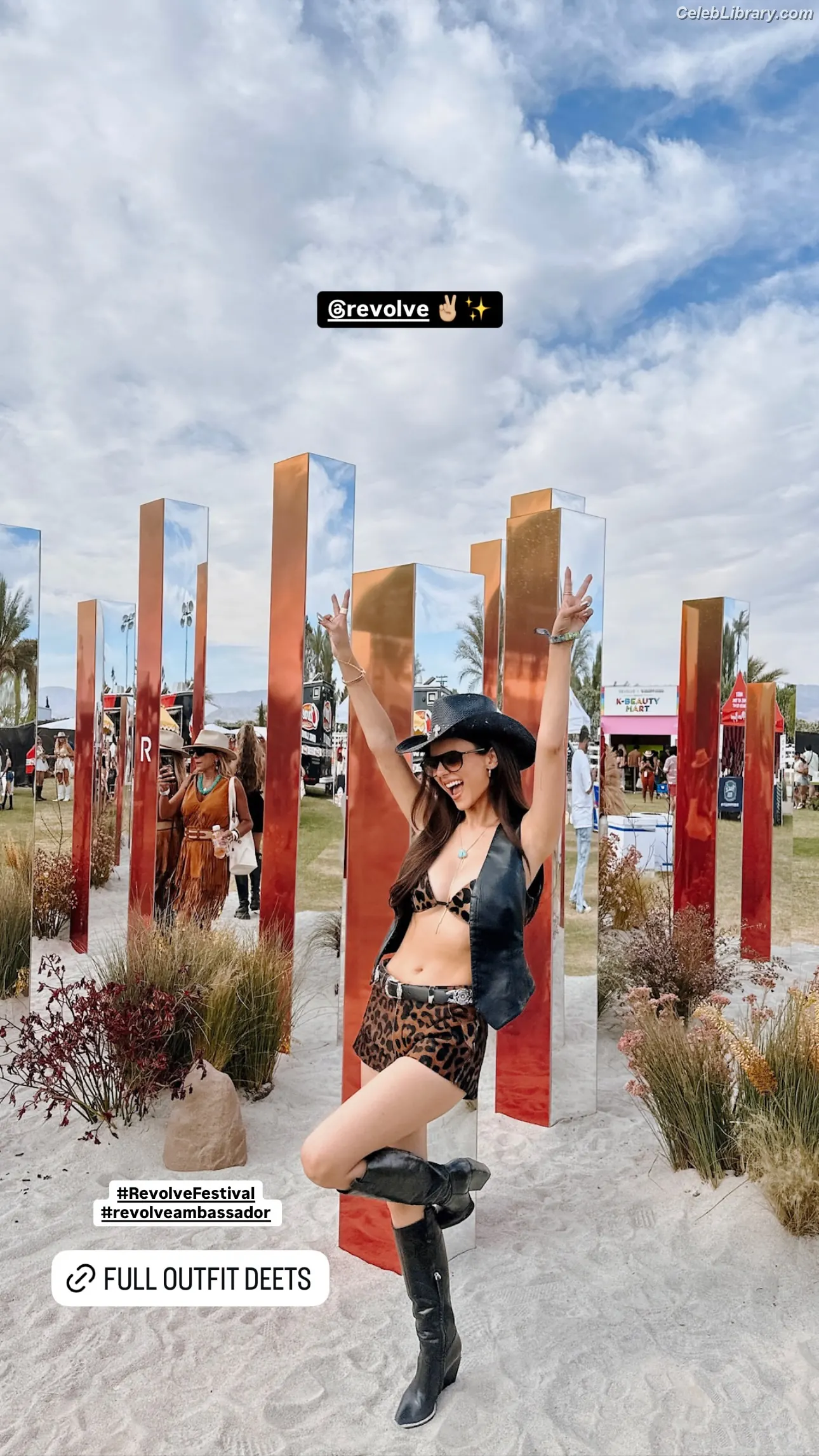 Victoria Justice photo 13 of 3456