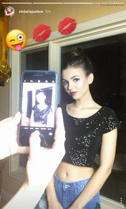 Victoria Justice photo 18 of 3456