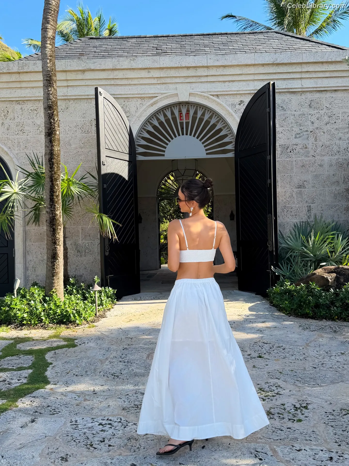 Victoria Justice photo 10 of 3456