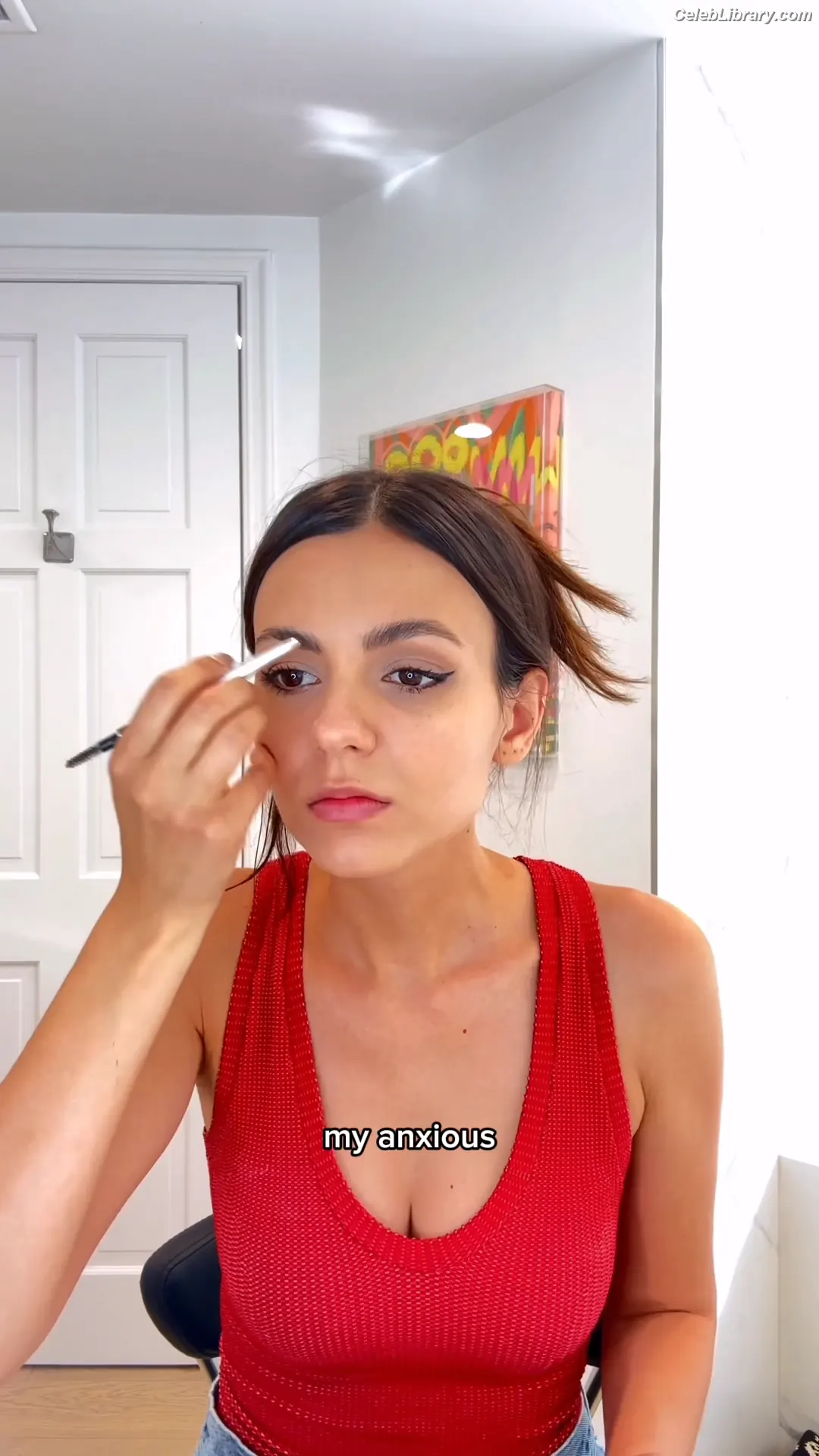 Victoria Justice photo 5 of 3456