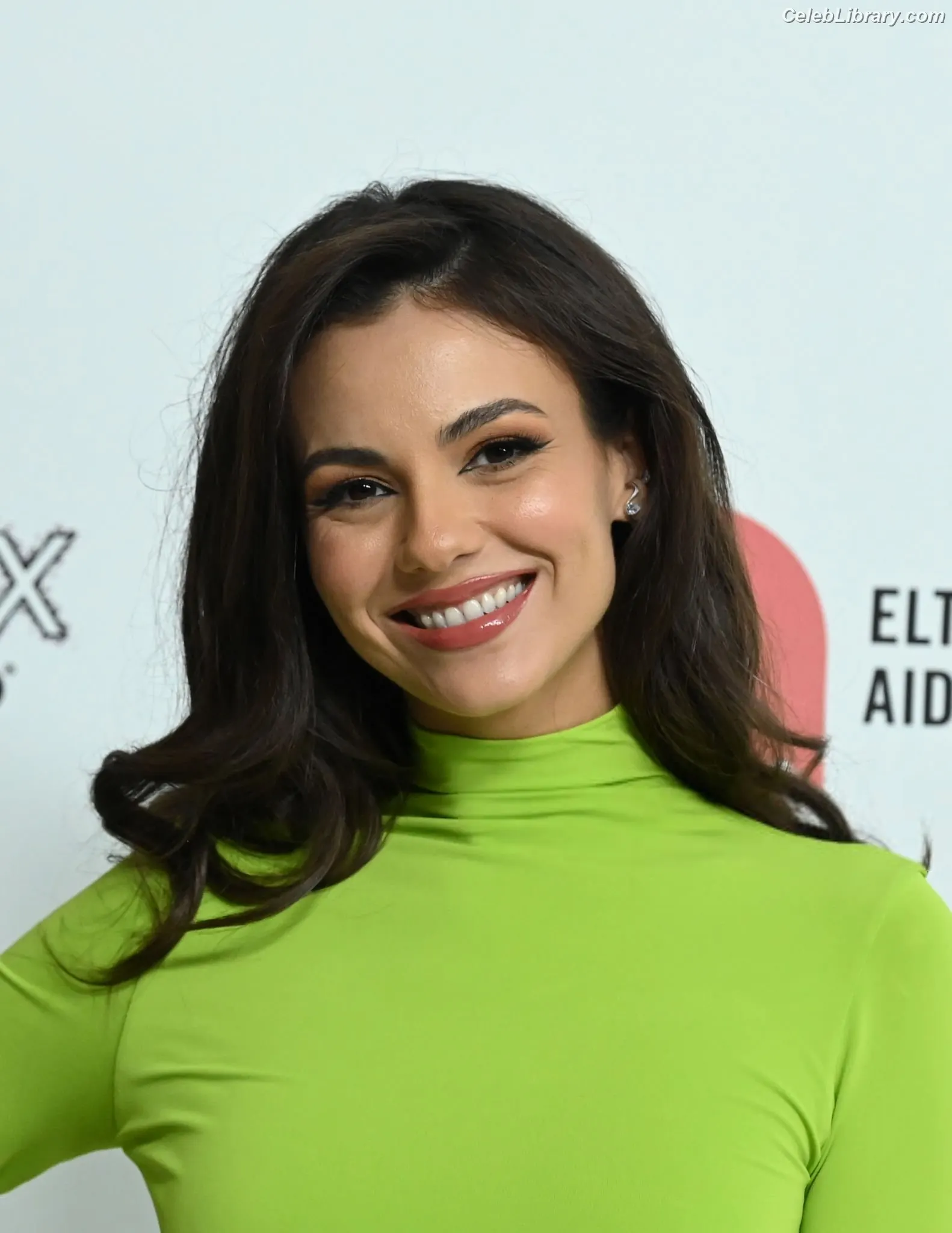 Victoria Justice photo 21 of 3456