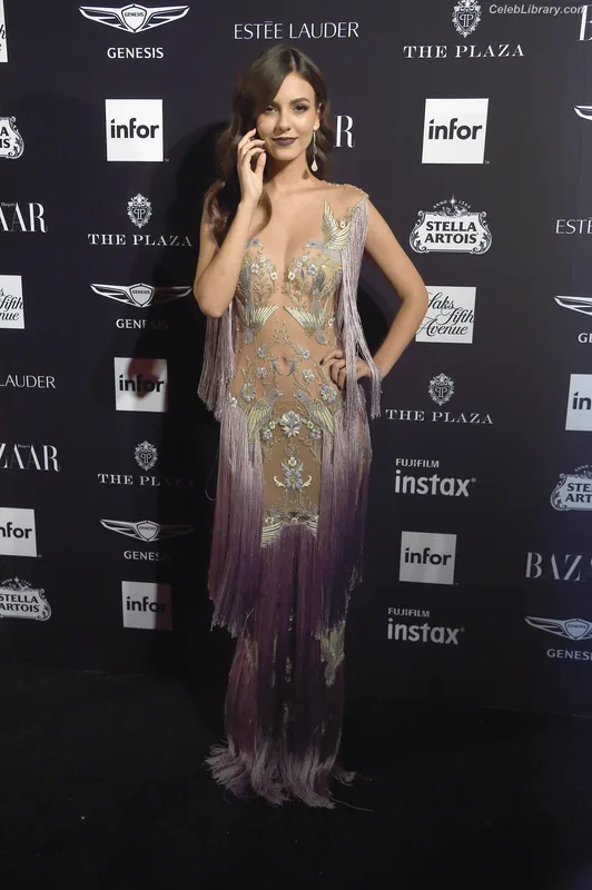Victoria Justice photo 11 of 3442