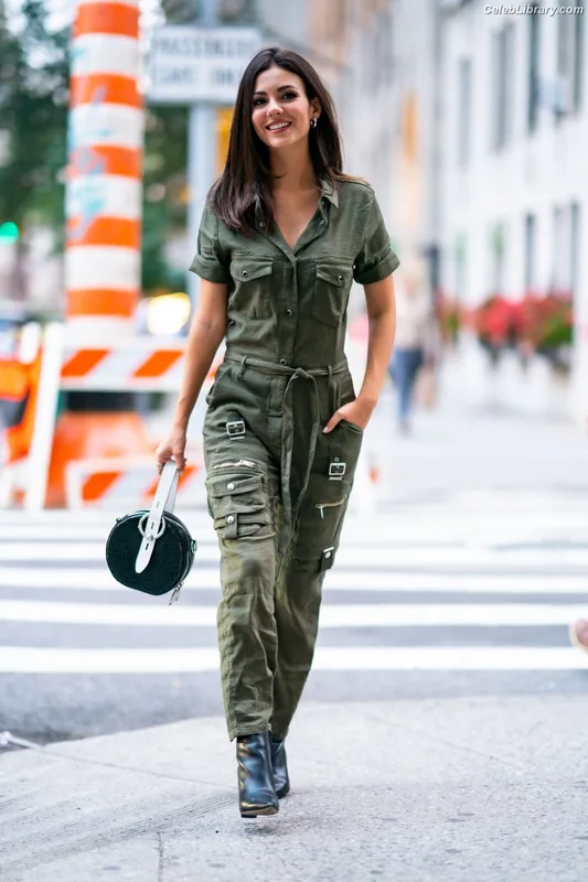 Victoria Justice photo 17 of 3442