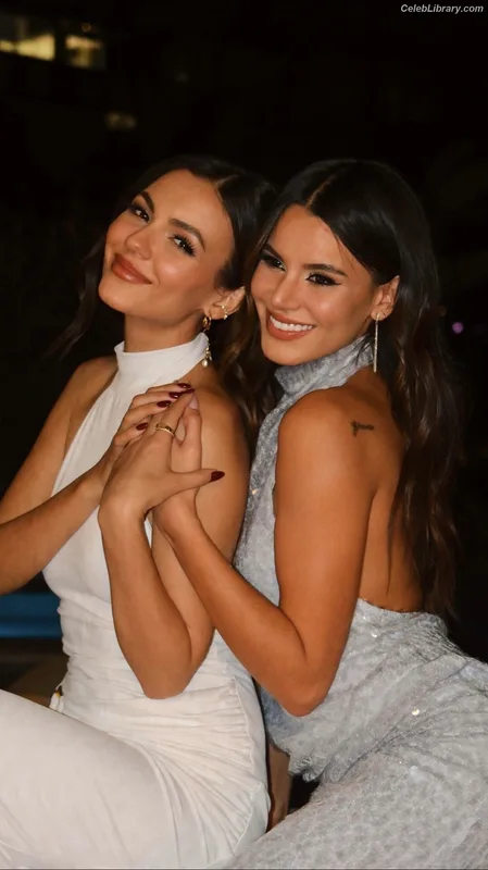 Victoria Justice photo 19 of 3442
