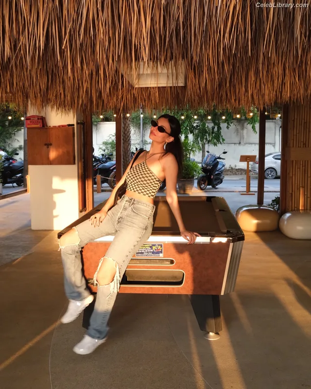Victoria Justice photo 9 of 3442