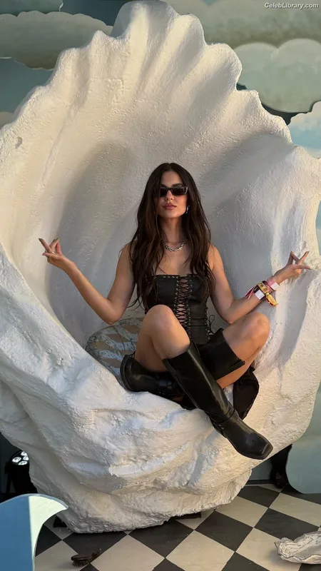 Victoria Justice photo 6 of 3442