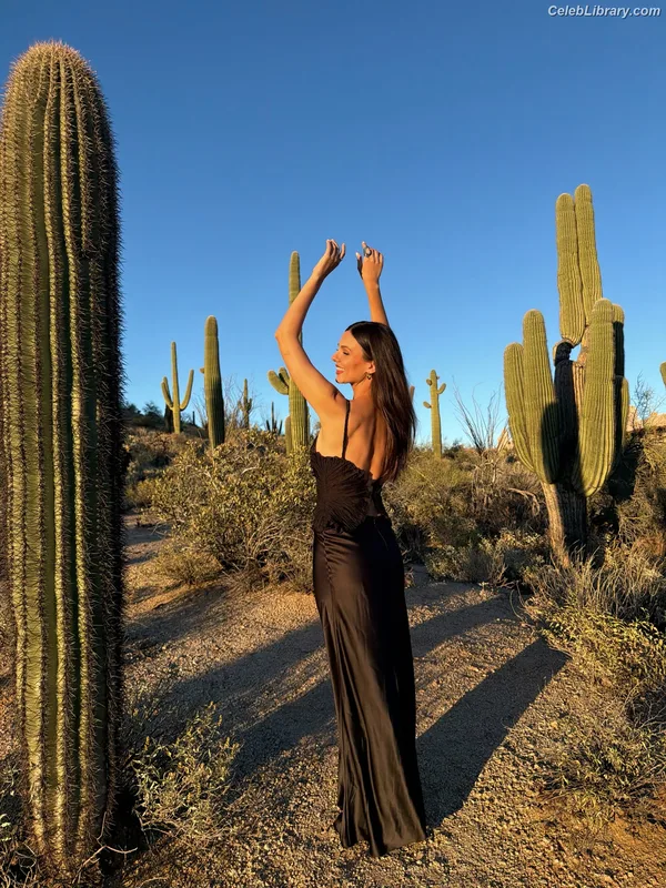 Victoria Justice photo 10 of 3442