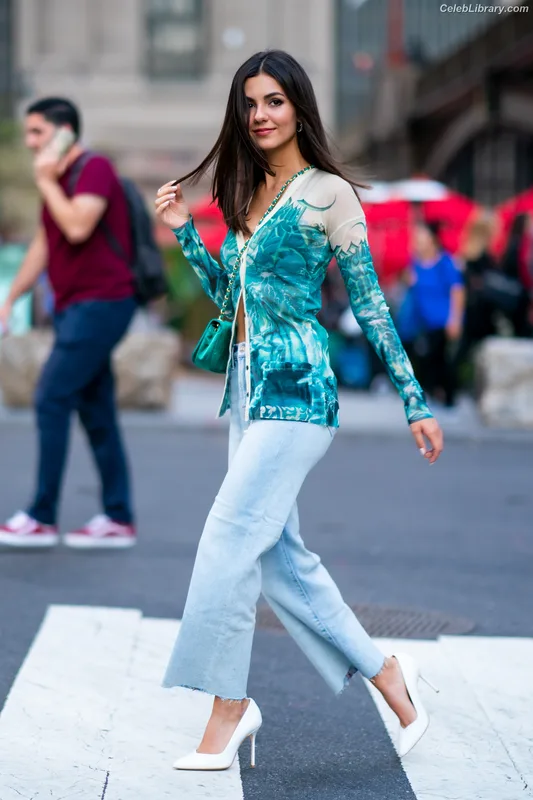Victoria Justice photo 13 of 3442