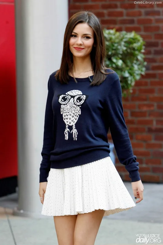 Victoria Justice photo 12 of 3442