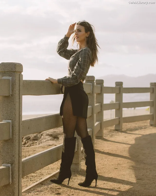Victoria Justice photo 23 of 3442