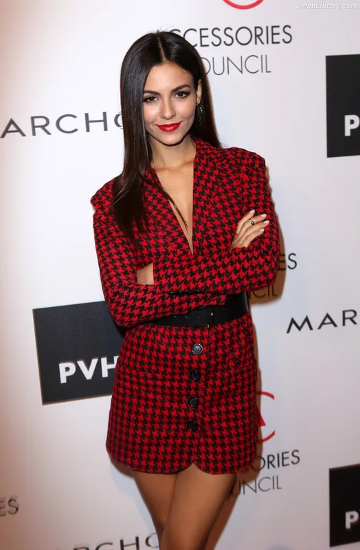 Victoria Justice photo 13 of 3442