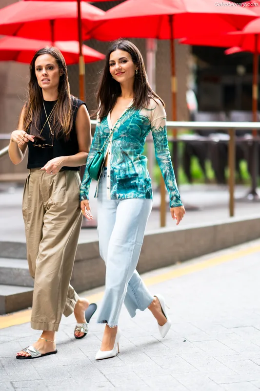 Victoria Justice photo 21 of 3442
