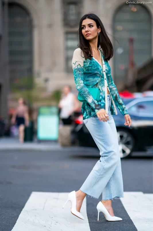 Victoria Justice photo 23 of 3442