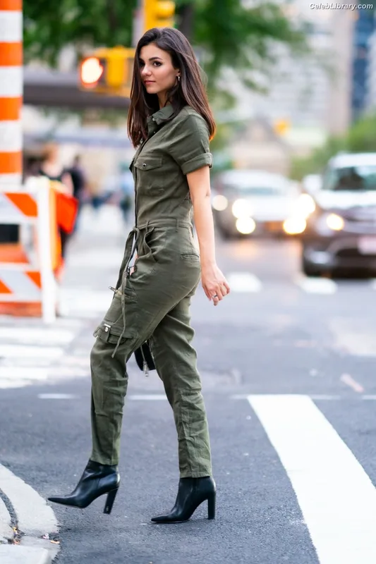 Victoria Justice photo 21 of 3442