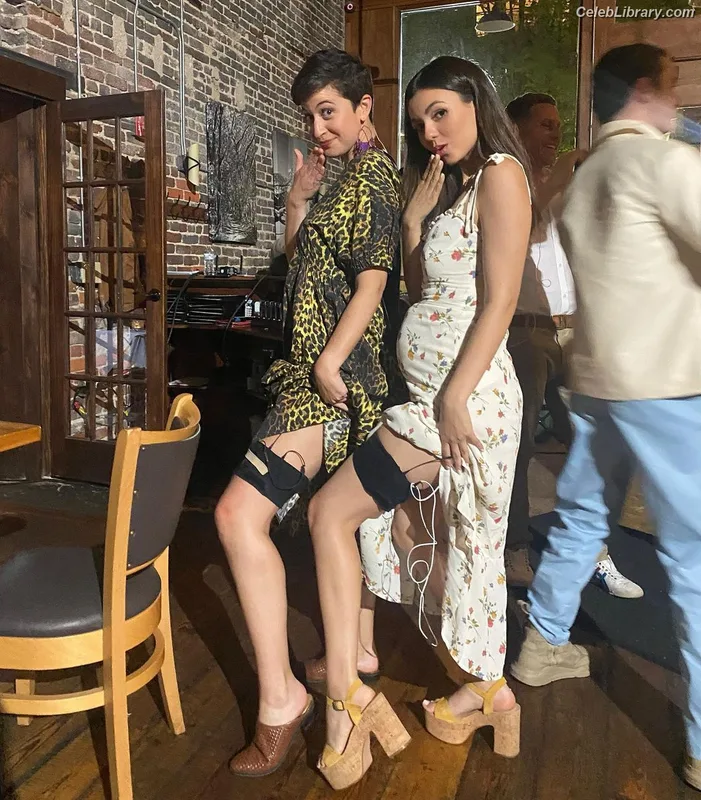 Victoria Justice photo 15 of 3442