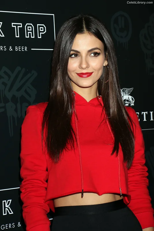 Victoria Justice photo 23 of 3442