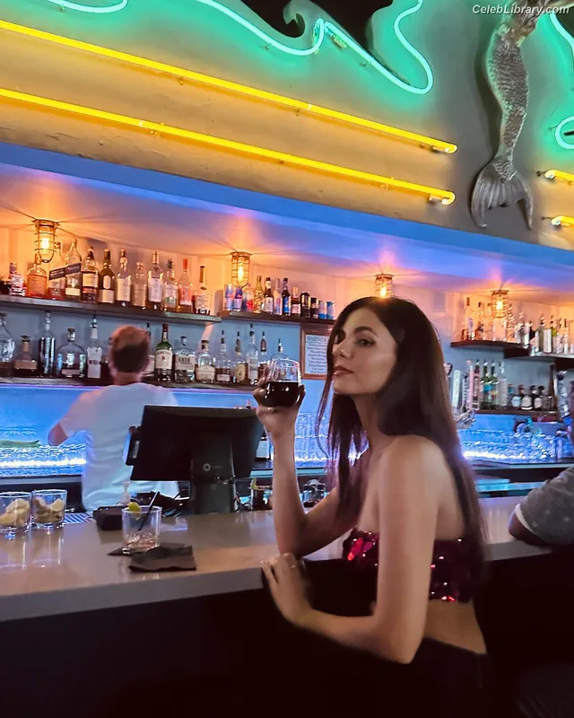 Victoria Justice photo 24 of 3442