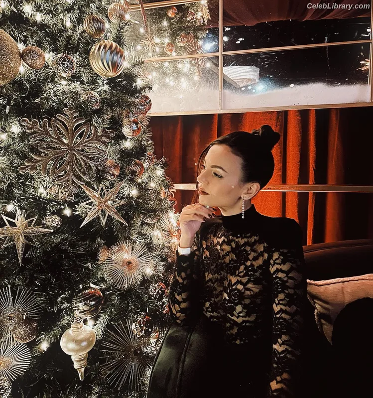 Victoria Justice photo 23 of 3442
