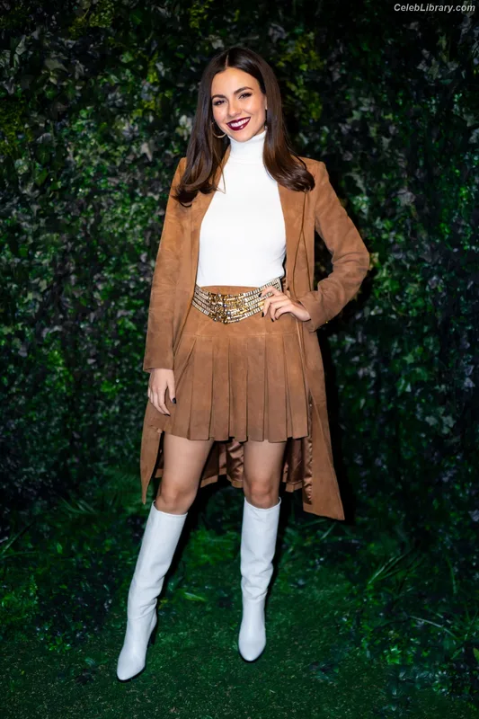 Victoria Justice photo 12 of 3442