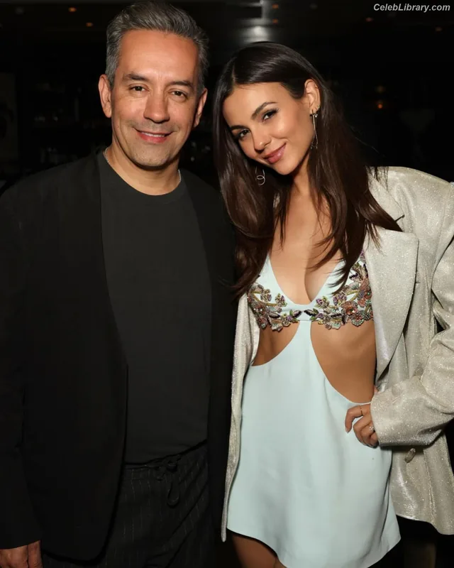 Victoria Justice photo 11 of 3442