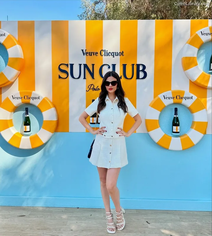 Victoria Justice photo 13 of 3442