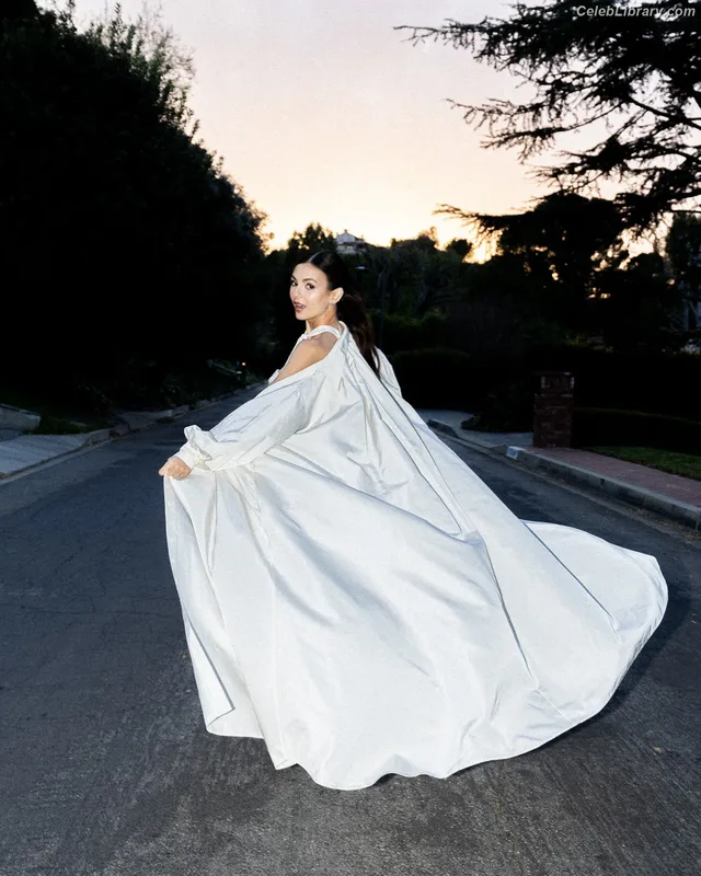 Victoria Justice photo 3 of 3442