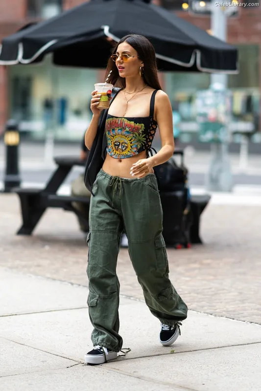 Victoria Justice photo 15 of 3442