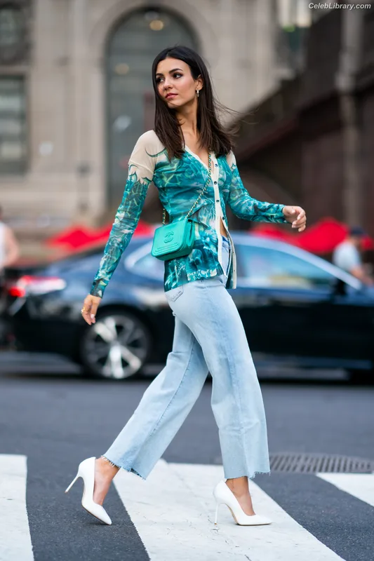 Victoria Justice photo 13 of 3442