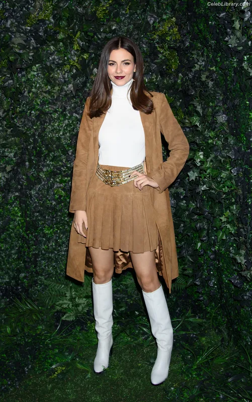 Victoria Justice photo 18 of 3442