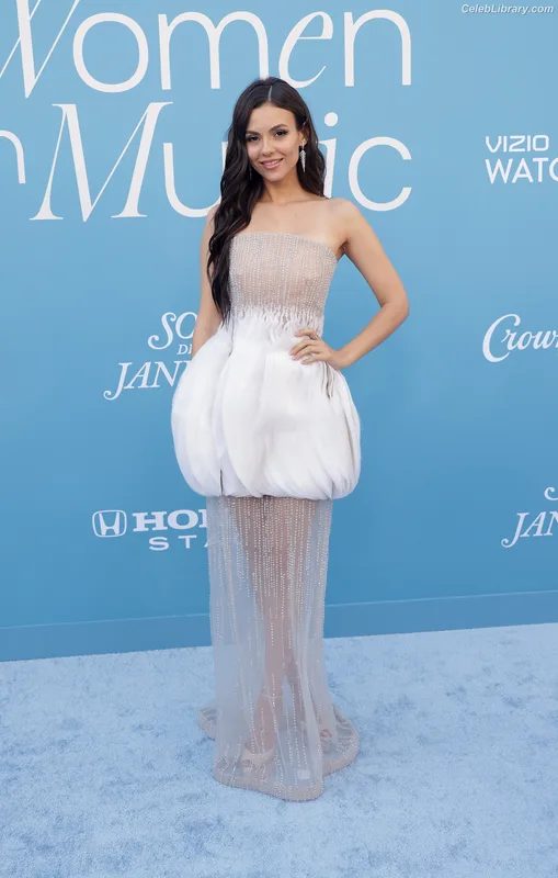 Victoria Justice photo 13 of 3442