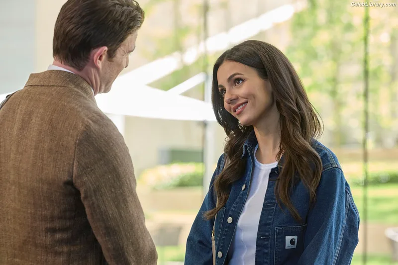 Victoria Justice photo 11 of 3442