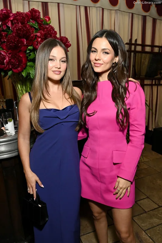 Victoria Justice photo 12 of 3442