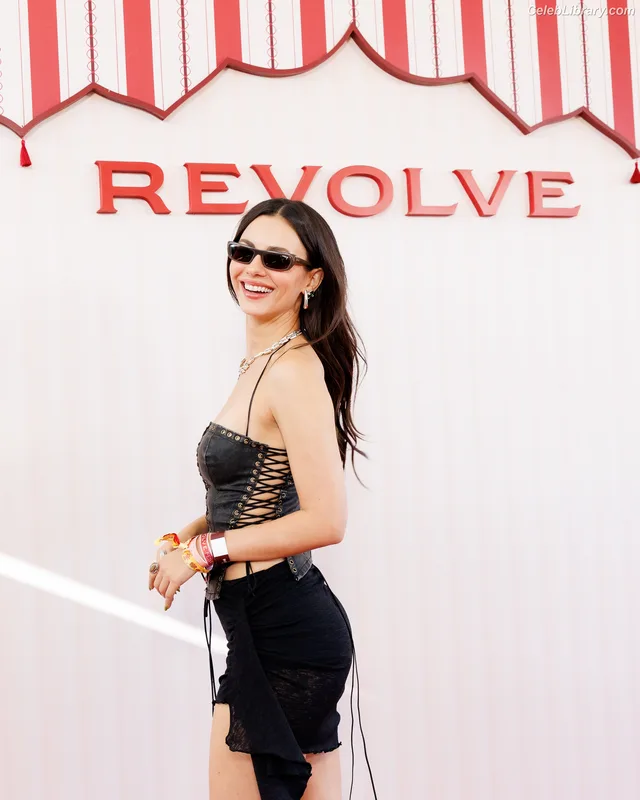 Victoria Justice photo 18 of 3442