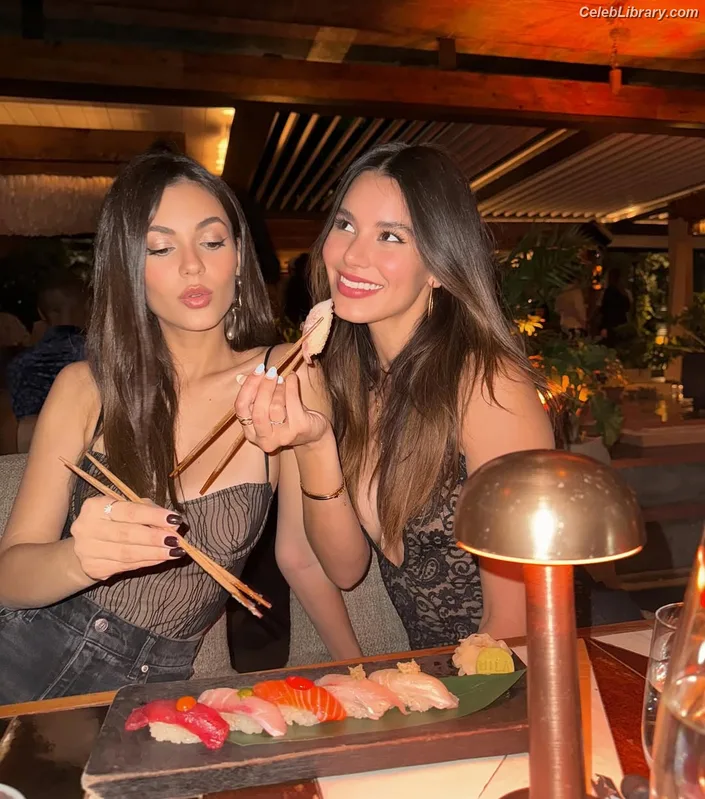Victoria Justice photo 16 of 3442