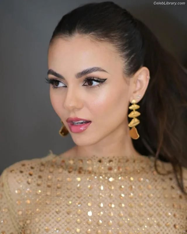 Victoria Justice photo 17 of 3442