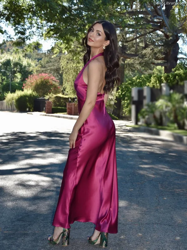 Victoria Justice photo 3 of 3442