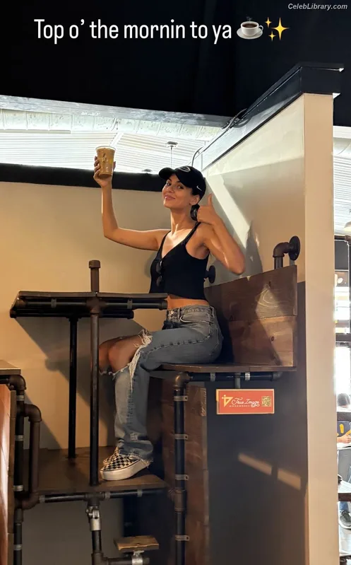 Victoria Justice photo 11 of 3442