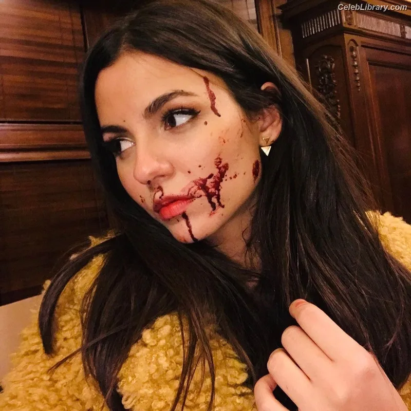 Victoria Justice photo 23 of 3442