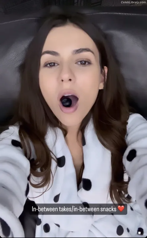 Victoria Justice photo 21 of 3442