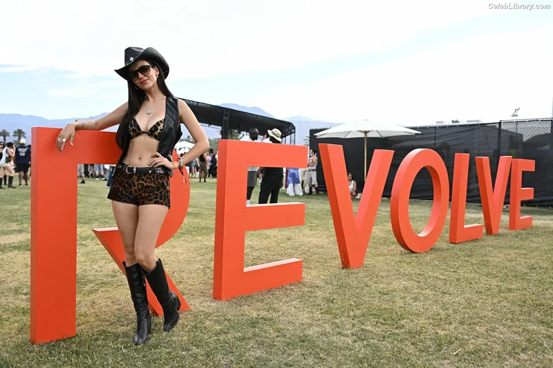 Victoria Justice photo 15 of 3442