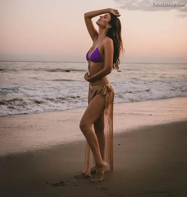 Victoria Justice photo 21 of 3442