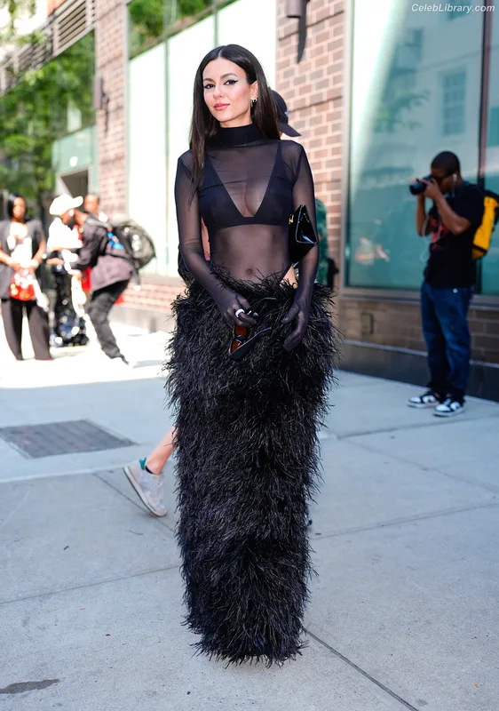Victoria Justice photo 13 of 3442