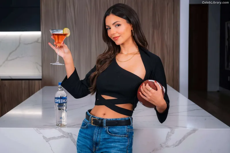 Victoria Justice photo 20 of 3442