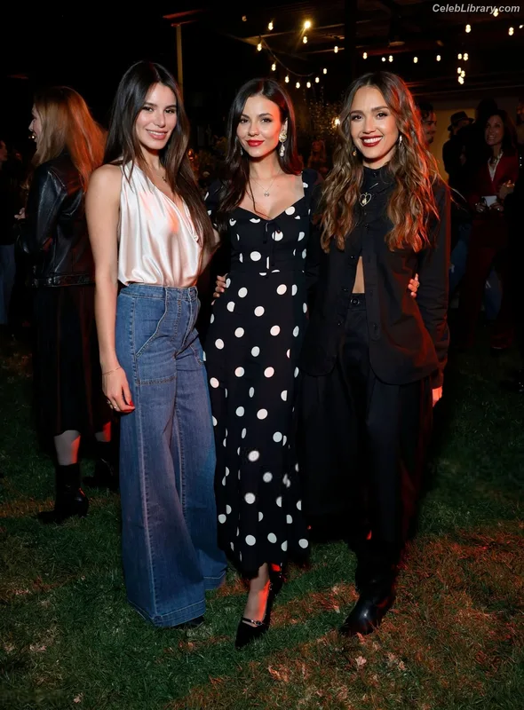 Victoria Justice photo 12 of 3442
