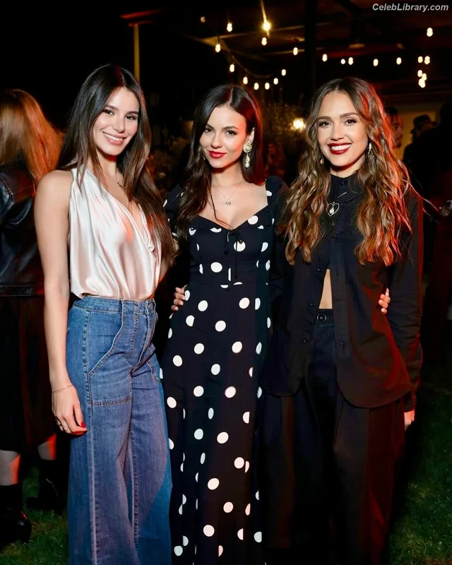 Victoria Justice photo 15 of 3442