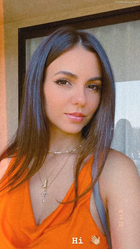 Victoria Justice photo 23 of 3442