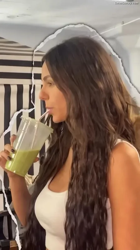 Victoria Justice photo 22 of 3442
