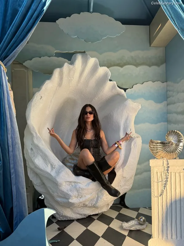 Victoria Justice photo 24 of 3442