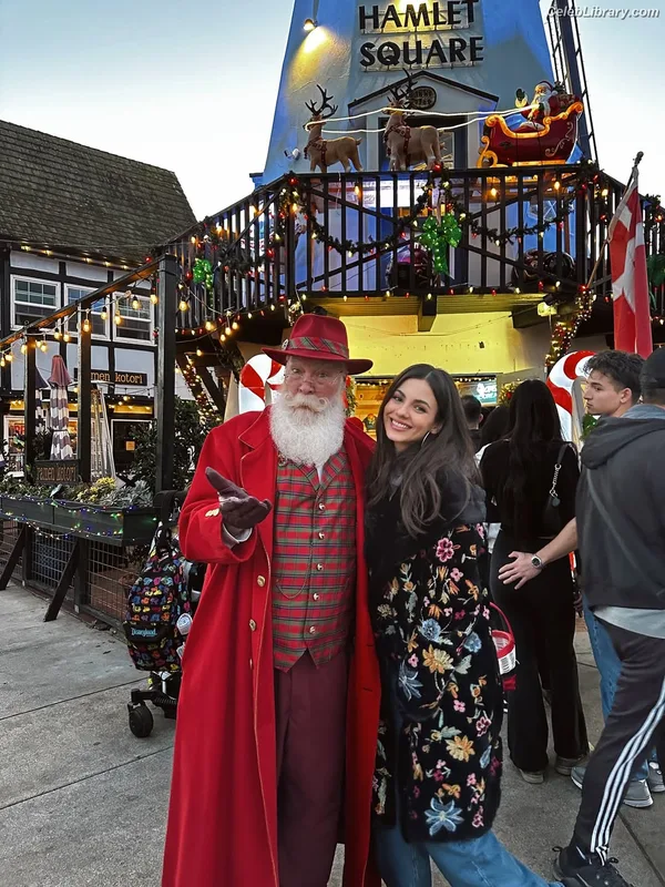 Victoria Justice photo 13 of 3442