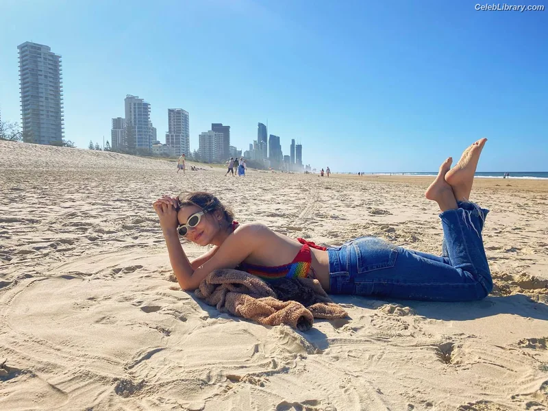 Victoria Justice photo 2 of 3442